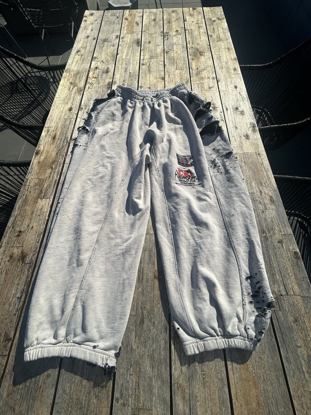 Rivington Roi Rebis Heavyweight superbaggy sweatpant *overly distressed* |Size L